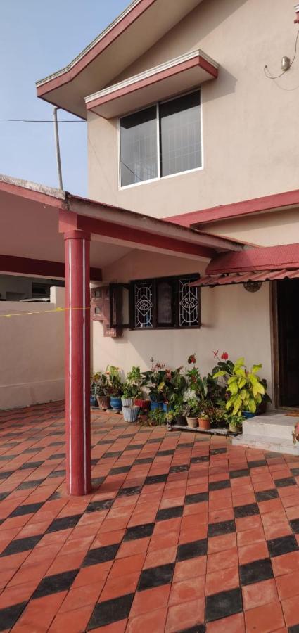 Giri'S Homestay Madikeri Εξωτερικό φωτογραφία
